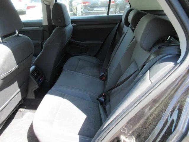 Volkswagen Golf 1.5 TSI IQ.Drive Style