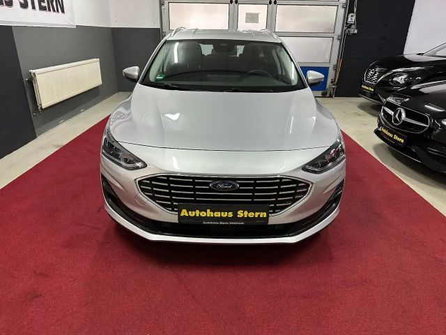 Ford Focus Titanium Wagon