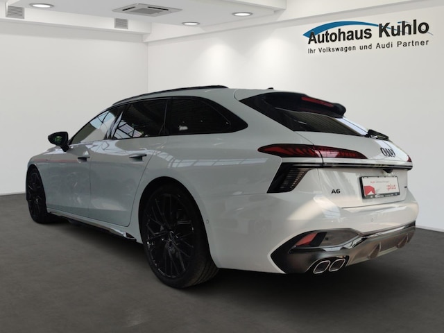 Audi A6 Avant Quattro S-Tronic