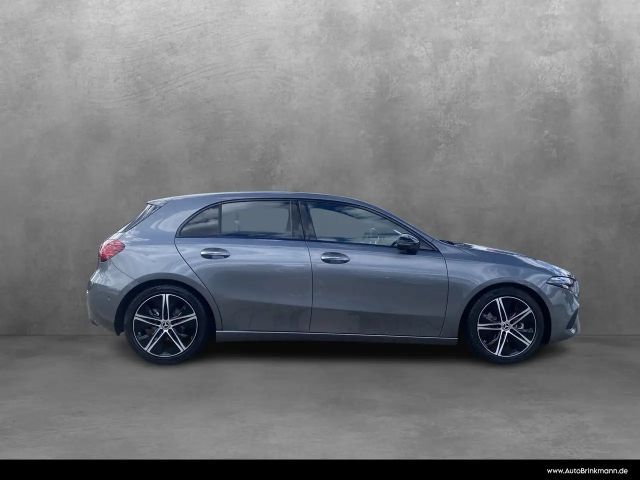 Mercedes-Benz A 200 Progressive