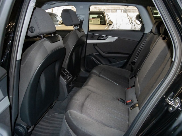Audi A4 40 TFSI Avant S-Tronic