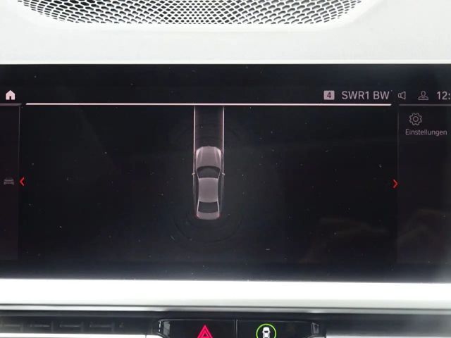 BMW 320 320i Sedan Sport Line