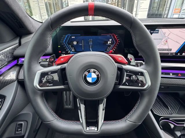 BMW M5 Touring Keramik PANO B&W M-Drivers-P AHK 0,5%