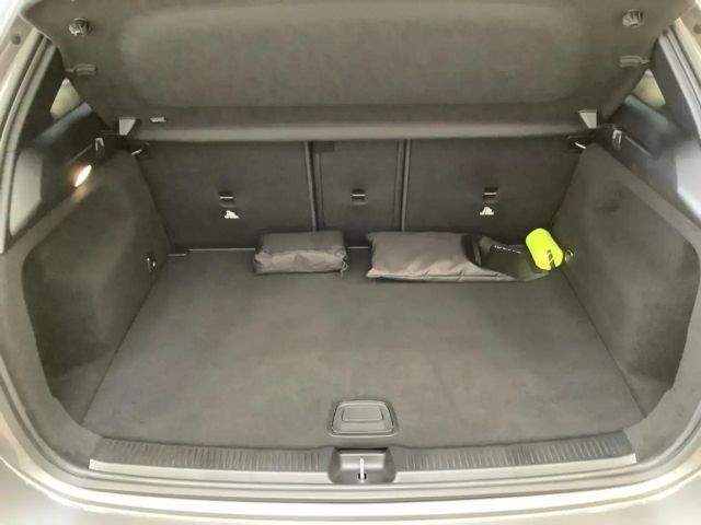 Mercedes-Benz B 200 B 200 d Progressive