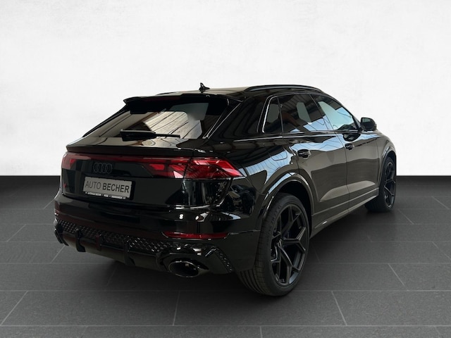 Audi RS Q8 Performance Quattro