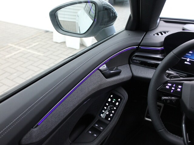 Audi A6 Avant Quattro S-Tronic