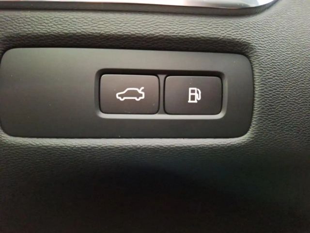 Volvo XC60 AWD Dark Plus T6