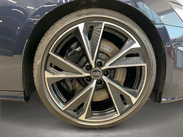 Audi S6 Avant Quattro