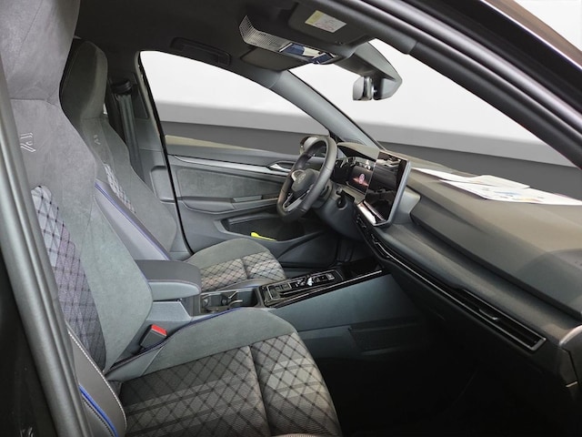 Volkswagen Golf DSG R-Line