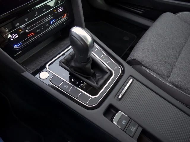 Volkswagen Passat 1.5 TSI Business DSG Variant