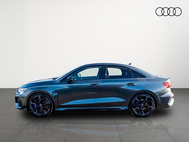 Audi RS3 Quattro S-Tronic Sedan