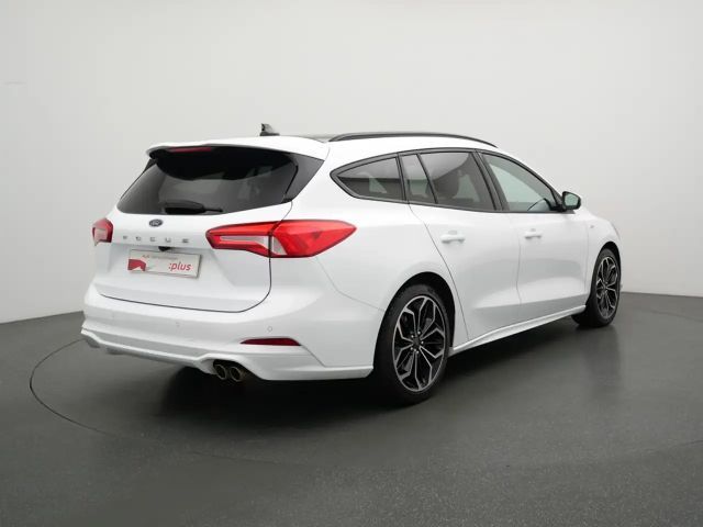 Ford Focus ST Line Wagon