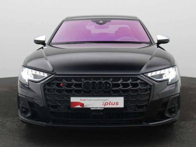 Audi S8 Quattro