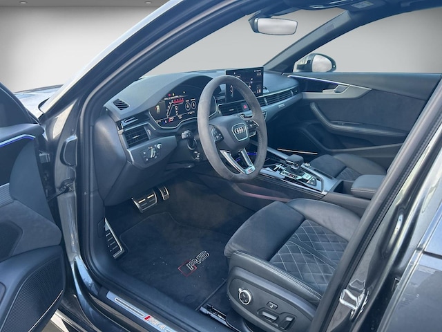 Audi RS4 Avant Quattro