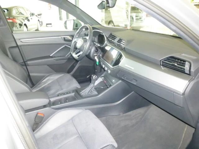 Audi Q3 35 TFSI S-Line