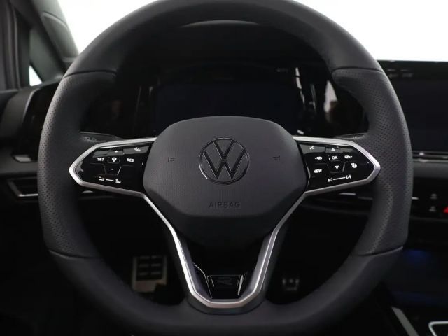 Volkswagen Golf DSG R-Line