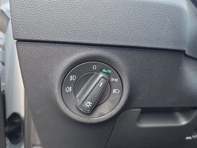 Skoda Karoq 1,0TSI 115PS Navi/LED/ACC/Kamera/Winterp.    **