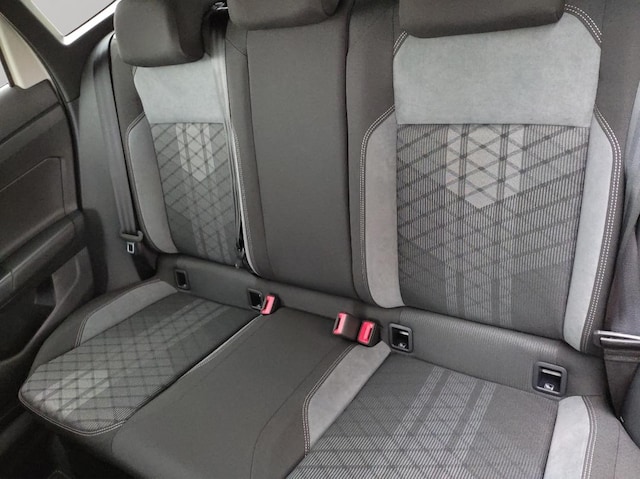 Volkswagen Taigo 1.5 TSI DSG R-Line