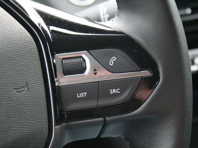 Peugeot E-208 Active Pack