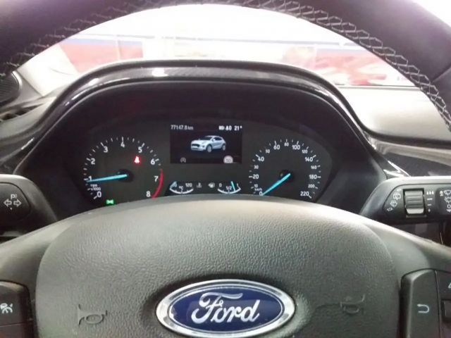 Ford Puma EcoBoost Titanium