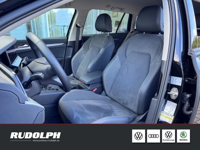 Volkswagen Golf 1.5 TSI Golf VIII Life Variant