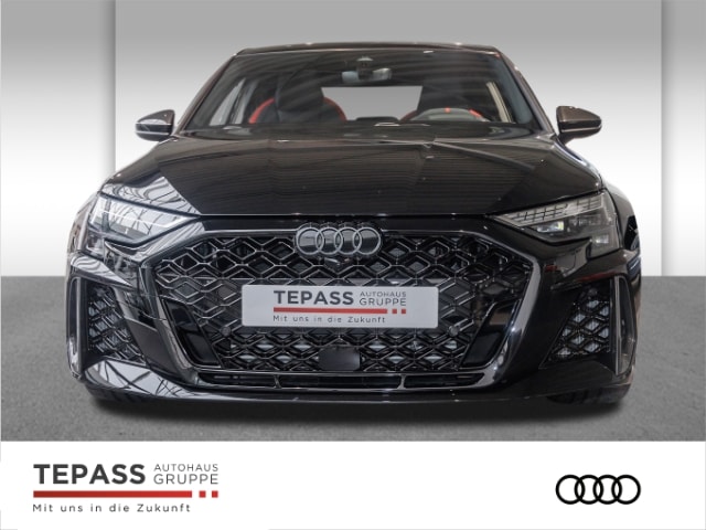 Audi RS3 Quattro S-Tronic Sedan