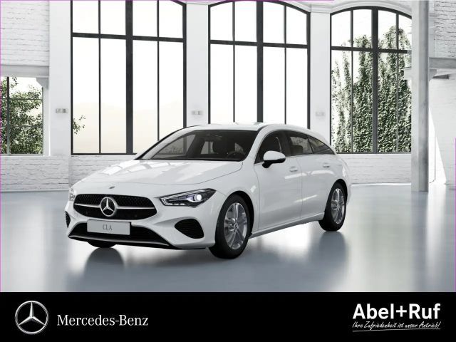 Mercedes-Benz CLA 180 Shooting Brake
