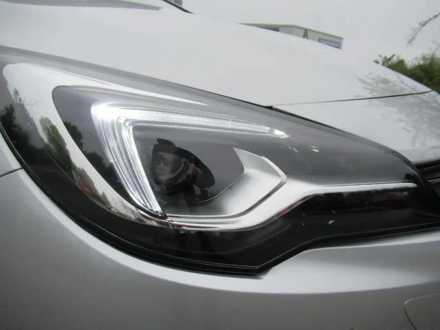 Opel Astra Sports Tourer Ultimate