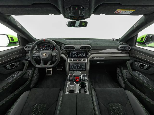 Lamborghini Urus Performante