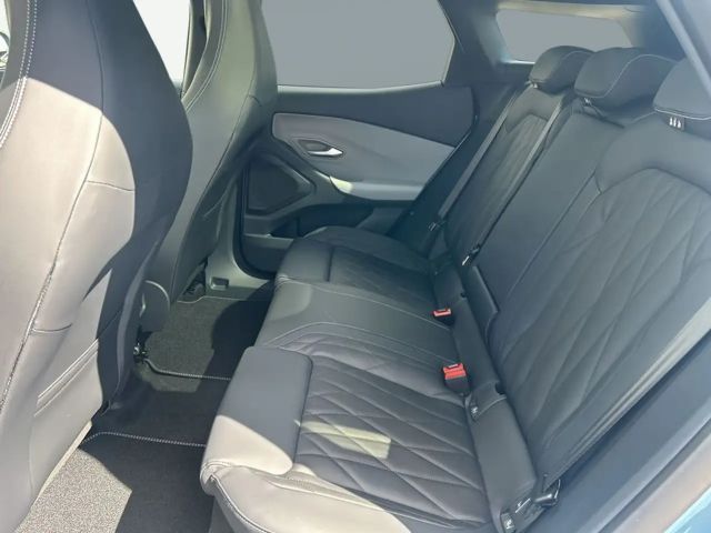 Ford Explorer Extended range RWD