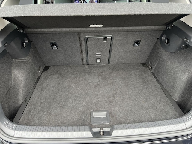 Volkswagen Golf 2.0 TDI DSG Golf VIII Life