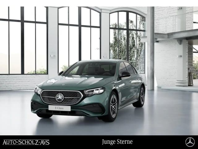 Mercedes-Benz E 220 AMG Line E 220 d Sedan