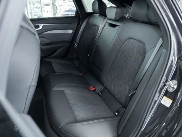 Audi A6 Avant Quattro S-Line