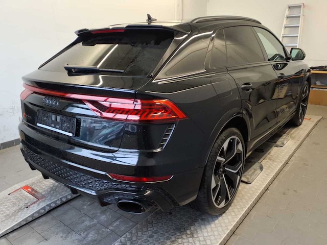 Audi RS Q8 Quattro