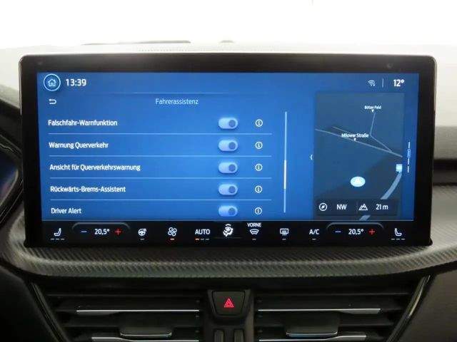 Ford Kuga Plug in Hybrid ST Line X