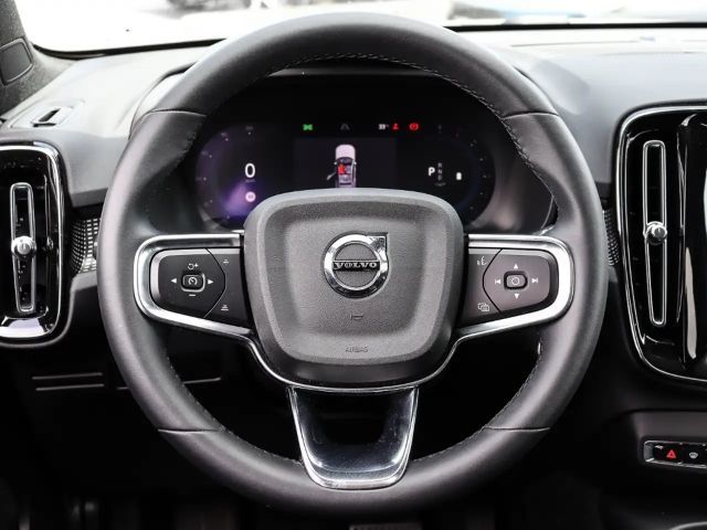 Volvo XC40 Dark Plus