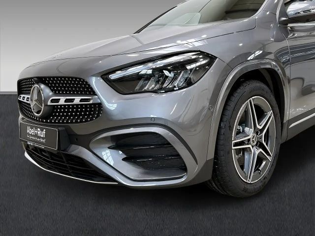 Mercedes-Benz GLA 200 AMG Line
