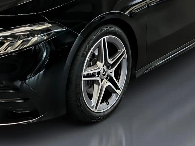 Mercedes-Benz A 200 AMG Line