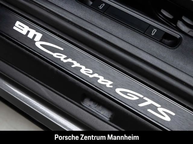 Porsche 992 Carrera Coupé GTS