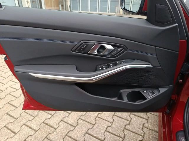 BMW 330 330e M-Sport Touring