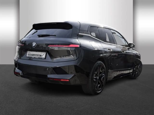 BMW iX xDrive40