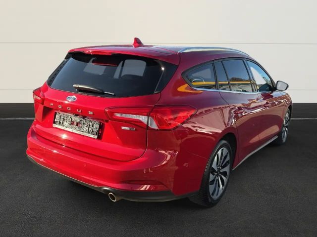 Ford Focus Cool & Connect Wagon