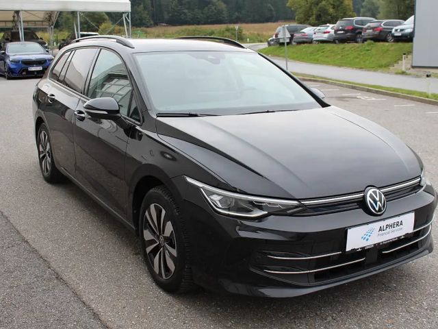 Volkswagen Golf ACT DSG Life Variant