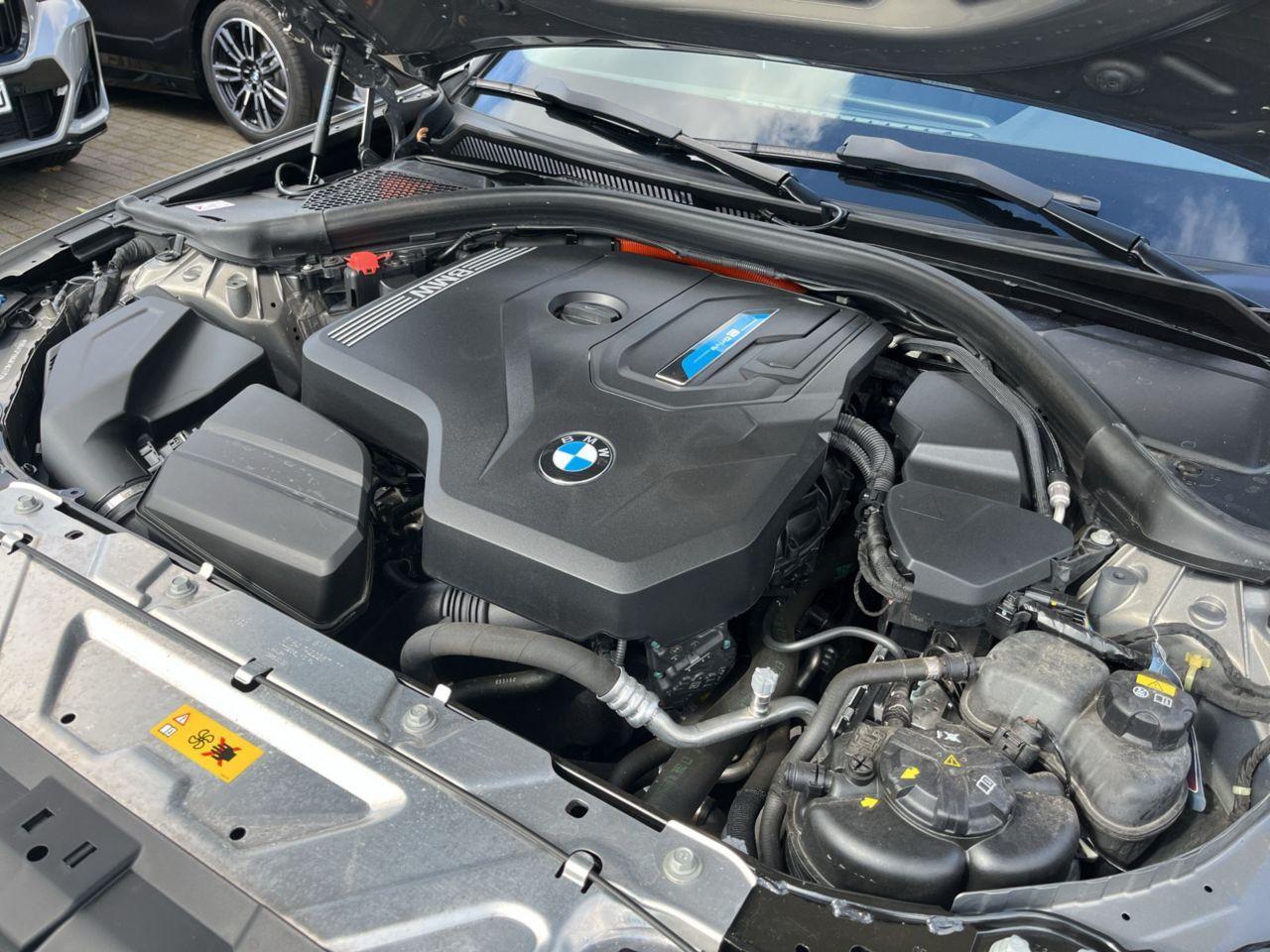 BMW 330 330e Sedan xDrive