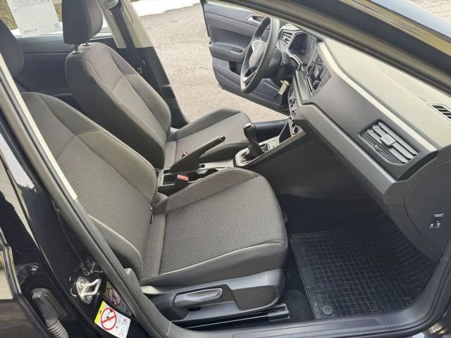 Volkswagen Polo 1.0 -nur 29900km - Top Zustand! LED!