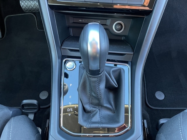 Volkswagen Touran 2.0 TDI DSG R-Line