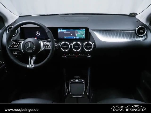 Mercedes-Benz B 180 Progressive Sedan