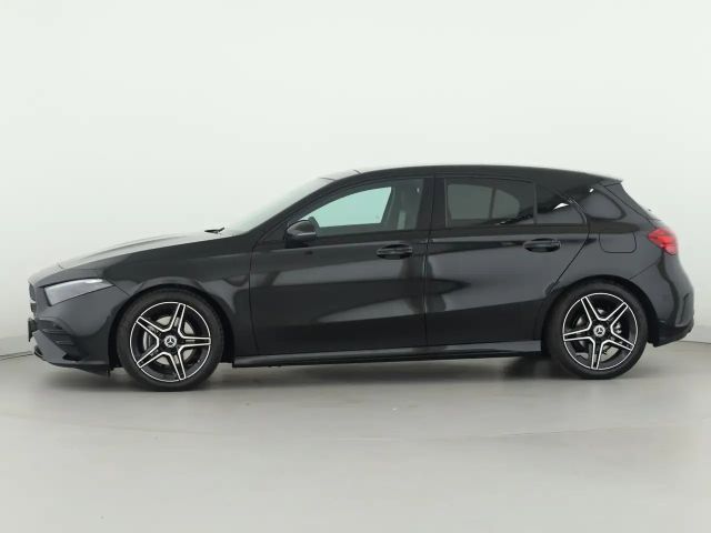 Mercedes-Benz A 180 A 180 d AMG Line