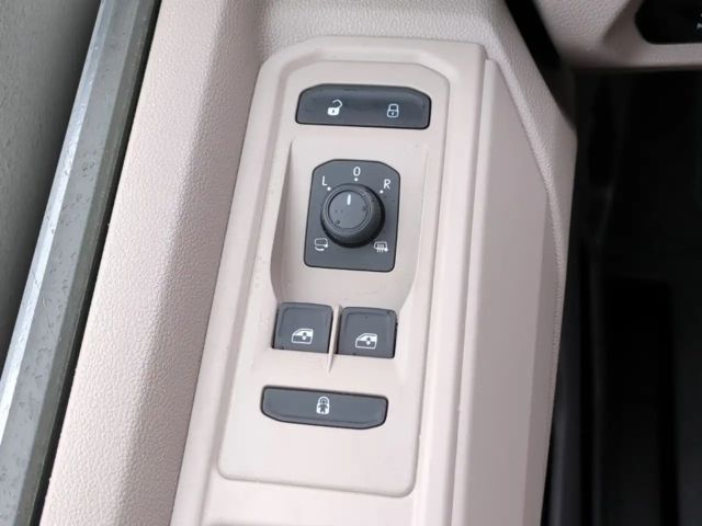 Volkswagen Multivan DSG T7