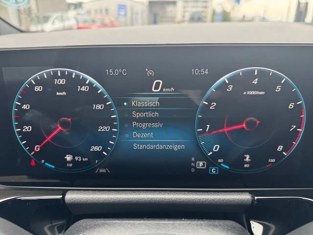 Mercedes-Benz GLA 200 4MATIC Style